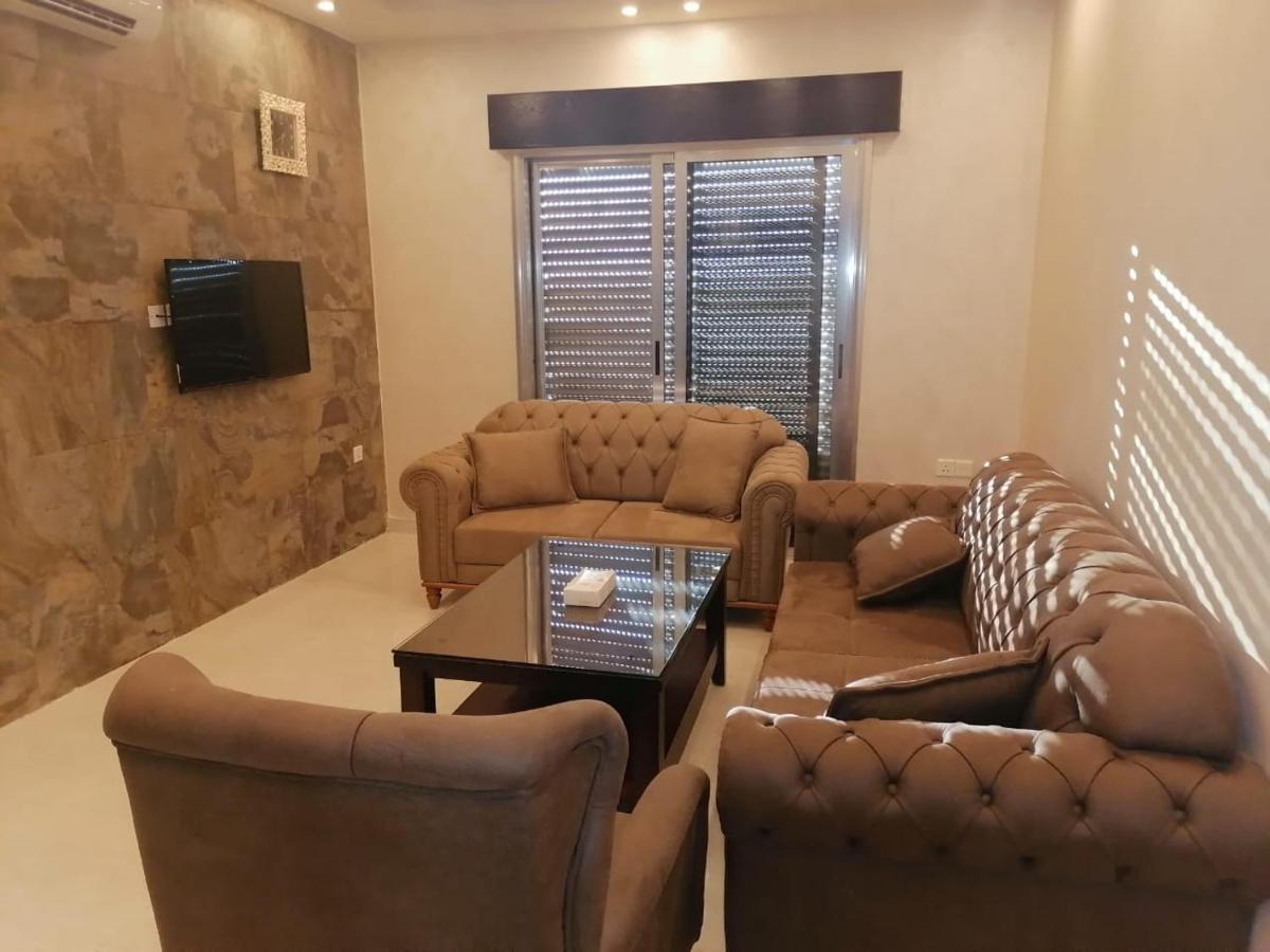 Al-Ahlam Hotel Apartments アカバ エクステリア 写真