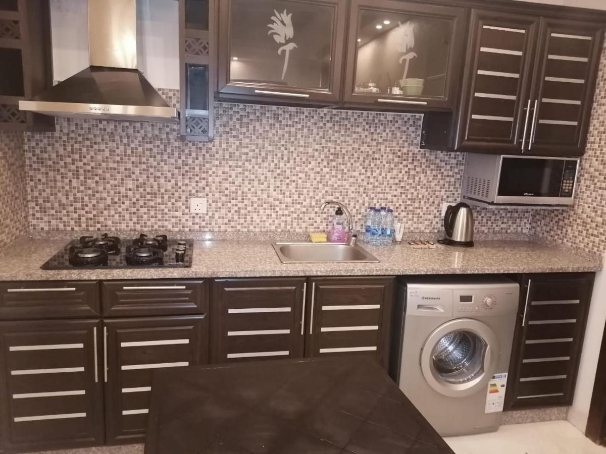 Al-Ahlam Hotel Apartments アカバ エクステリア 写真